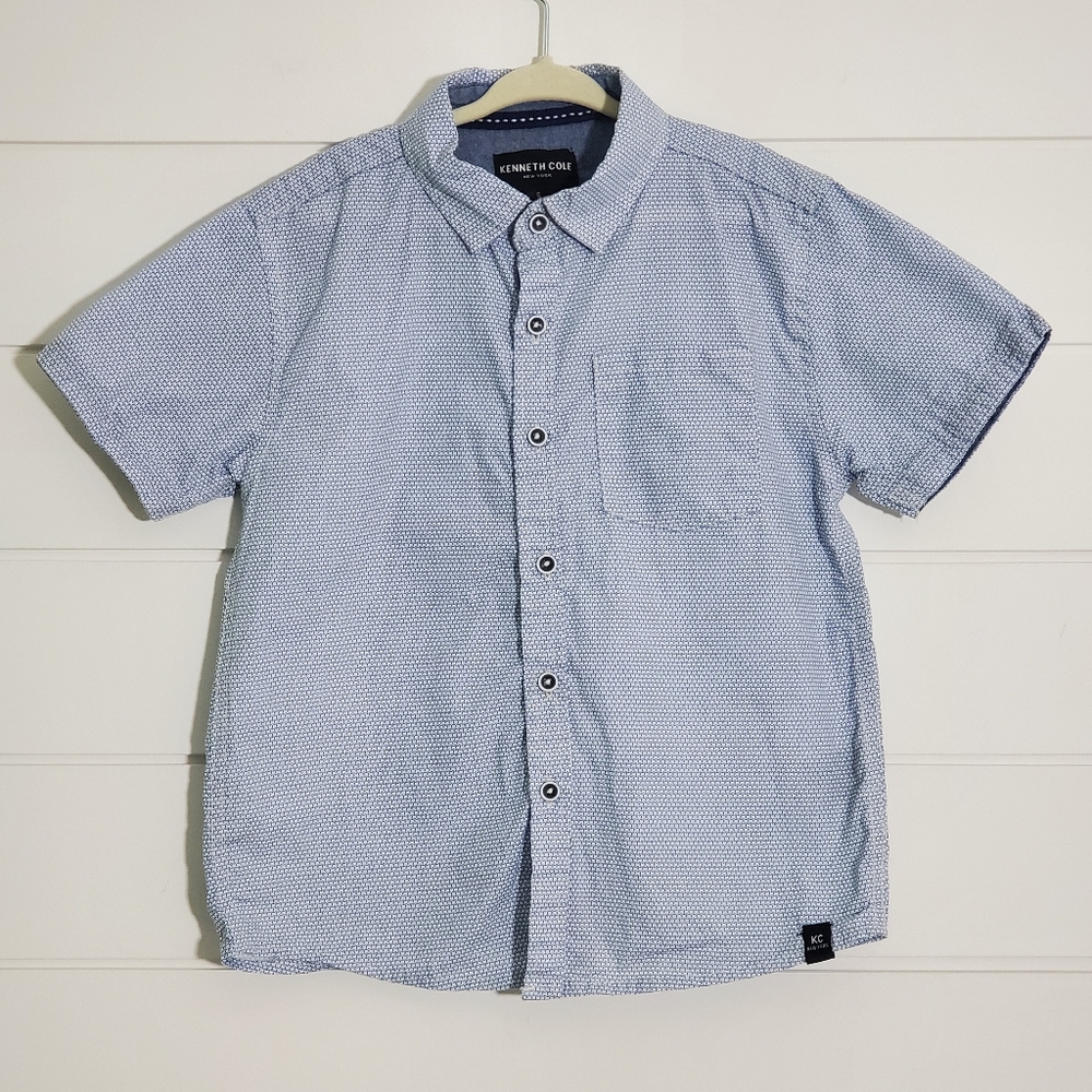 Kenneth Cole NY Boy Short Sleeve Button Down Shirt Size 6 light blue color